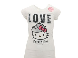 girls white sox shirt