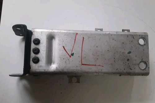 Mercedes W211   Verstärkung Träger Halter Pralldämpfer Vorne Links  Ch79752