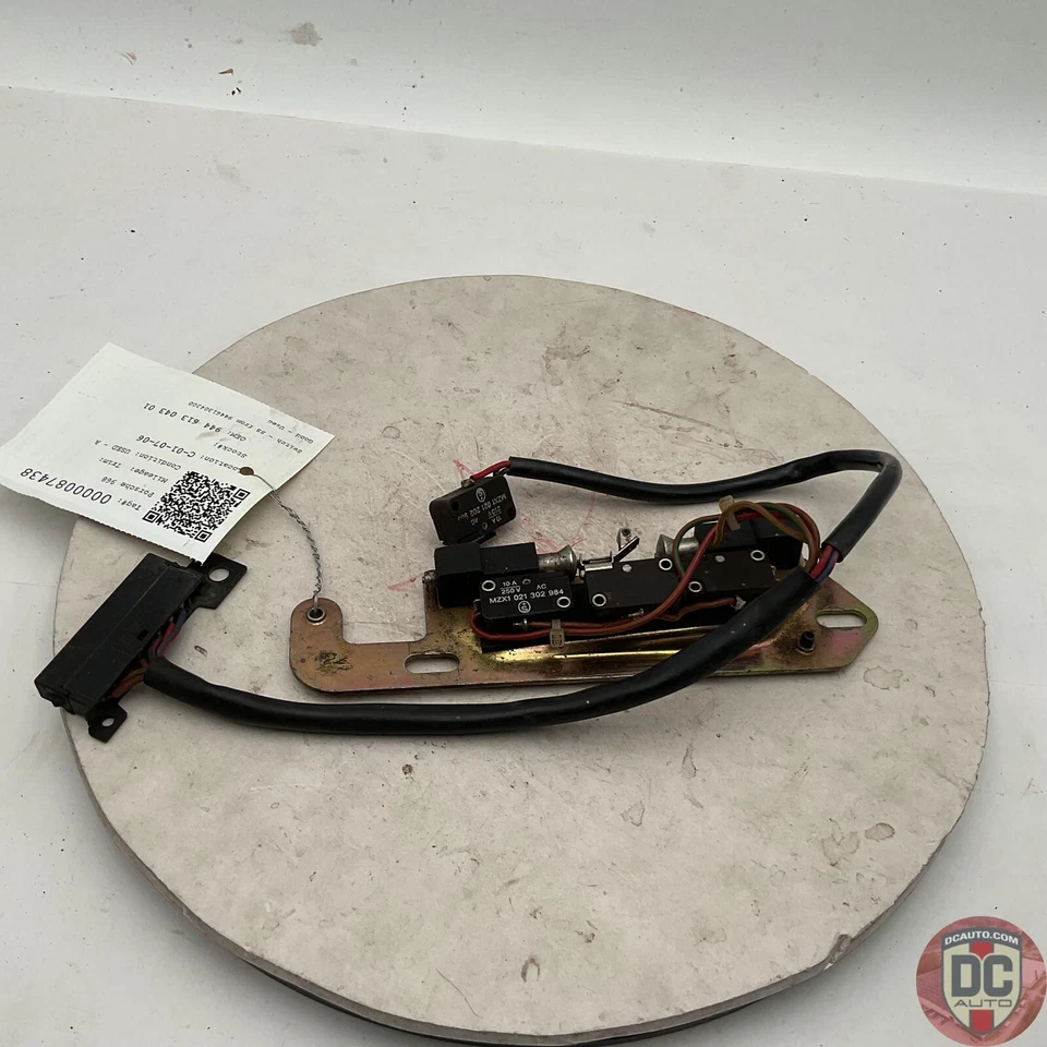 Interruptor de seguridad neutro Porsche 968 Tiptronic 1992-1995 94461304301 Foto 4 de 4