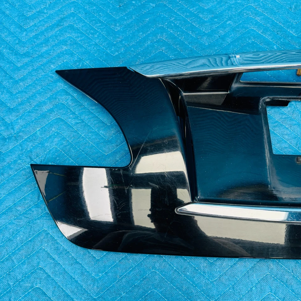 Infiniti M56 2011-2013 tapa maletero adorno con moldura cromada OEM 848101ME0A Foto 3 de 4