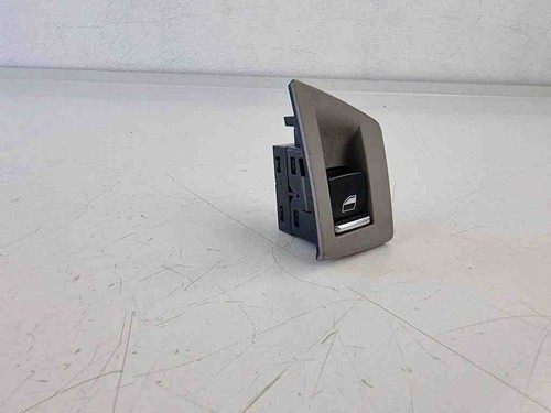 BMW 5 F10 Schalter für Fensterheber hinten links 9241949 230712 32583918