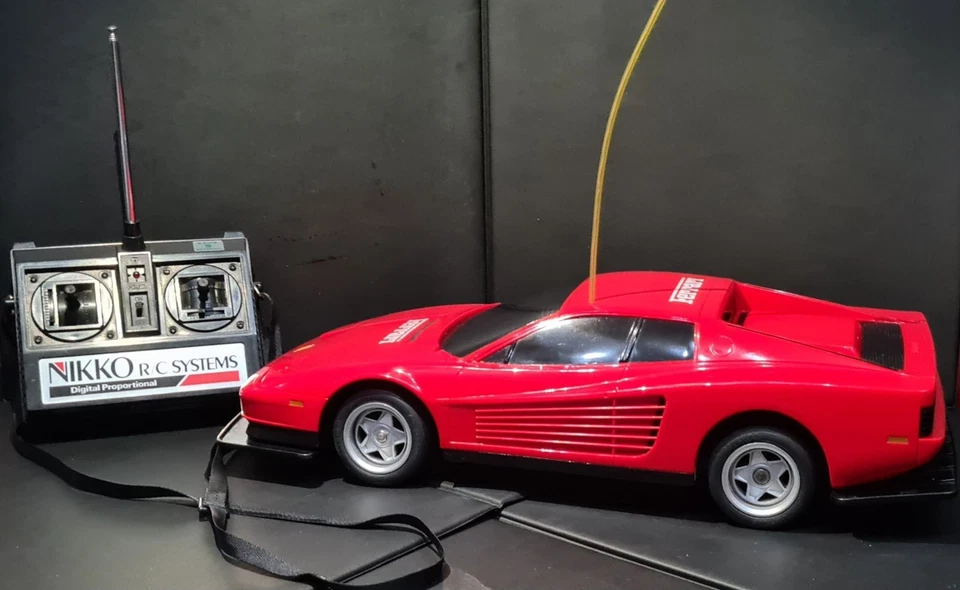 GiG Nikko SUPER FERRARI TESTAROSSA (SCALA 1:10) - Immagine 2 di 4