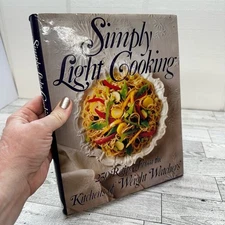 Weight Watchers Simply Light Cooking 250 WW Healthy Recipes 1992 HCDJ Cookbook
