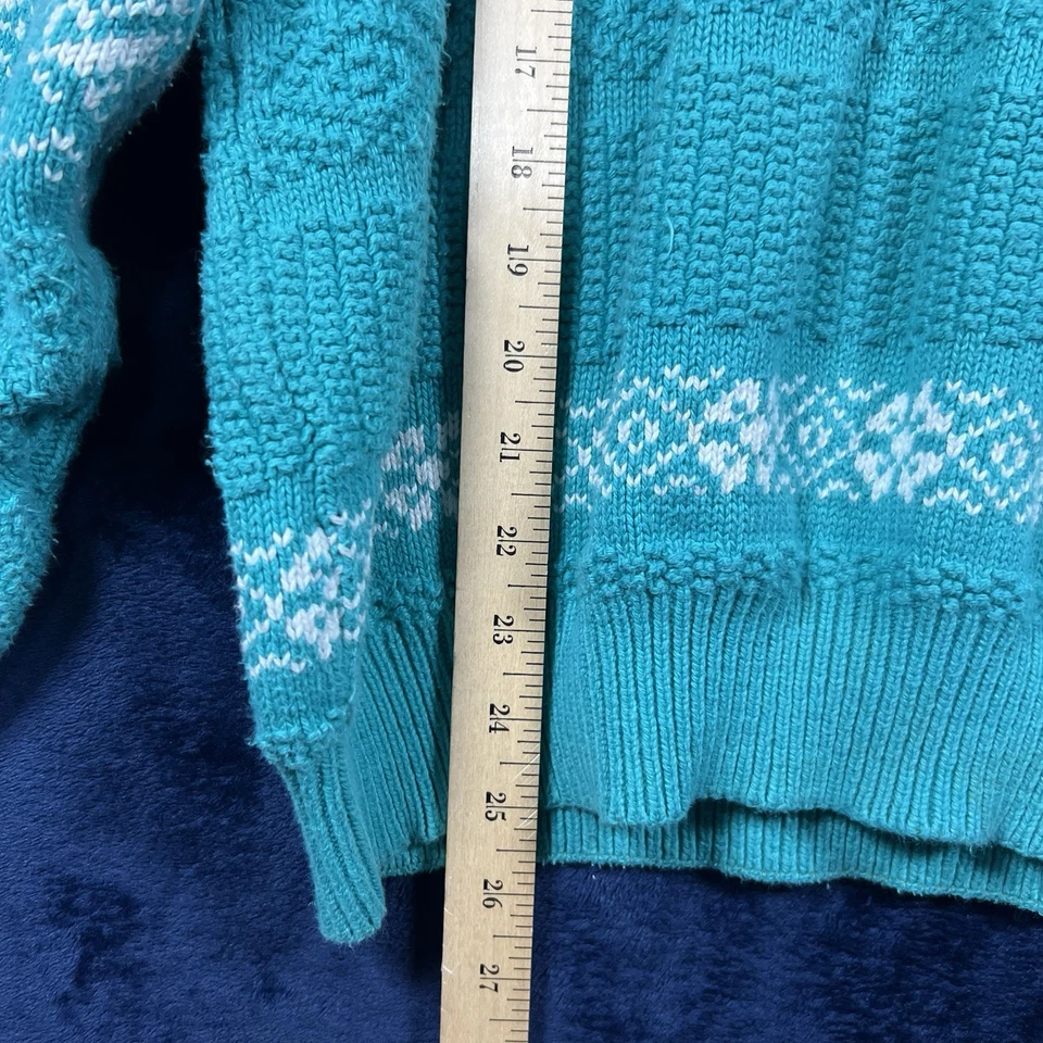 Vintage Saks Fifth Av Teal Sweater Made In Italy XL White Snowflake Pattern - Image 2 of 4