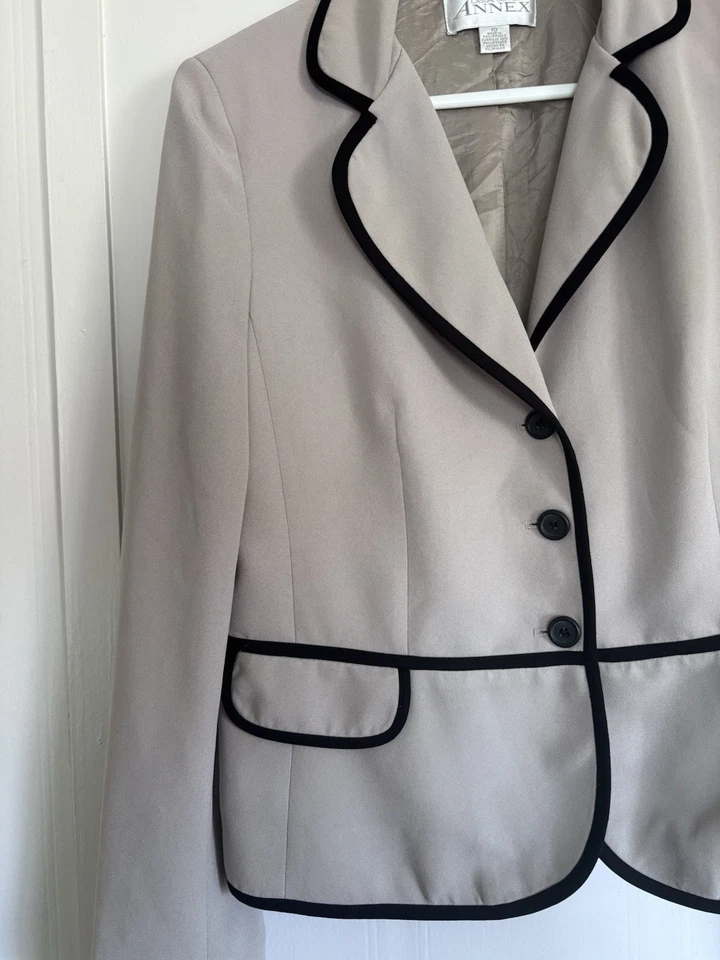 Casual Corner Annex Acetate Women’s Blazer Size 10 Taupe Black - Image 2 of 4