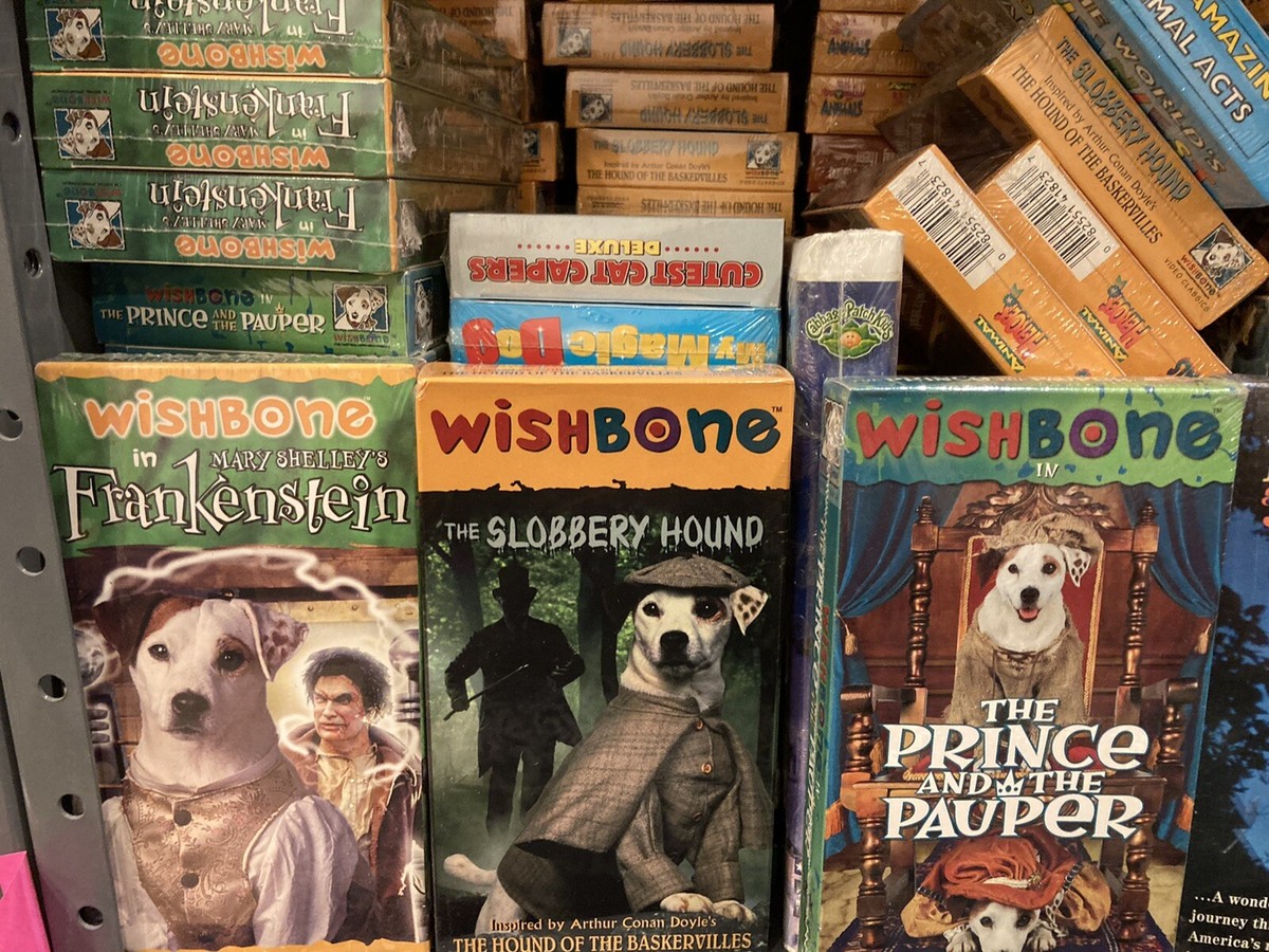 その他 Wishbone: The Slobbery Hound [VHS] [Import] Amazon.com: Slobbery Hound : Wishbone: Movies & TV