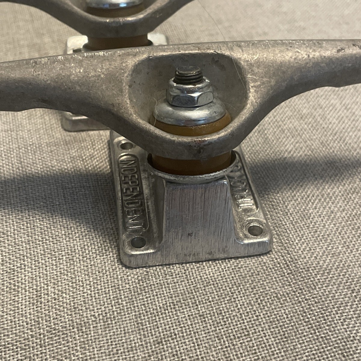 Independent Skateboard Trucks Stage 11 Polished 144 (8.5