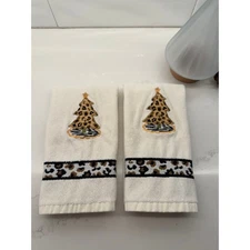 Ritz Christmas Fingertip Towel with Leopard Print Tree and Trim