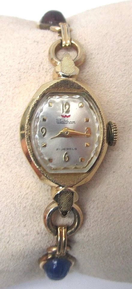 Reloj Pulsera Waltham 21J Escarabajo Piedra Real 1950 De Colección Escarabajos Funciona y Mantiene el Tiempo Foto 2 de 4