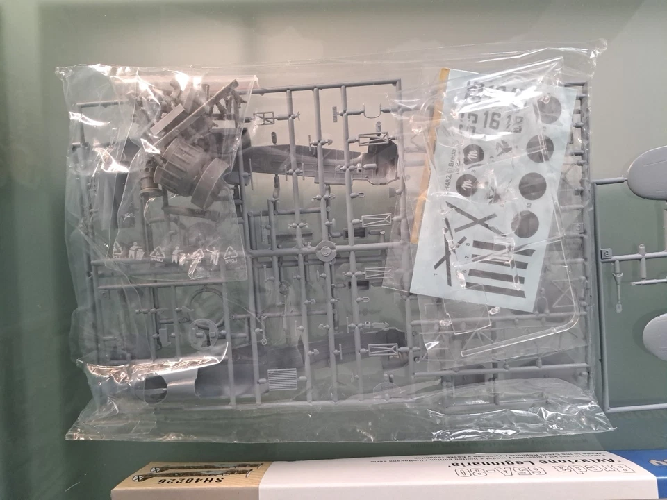 Breda Ba.65A-80 Lince Aviazione Legionaria Special Hobby Limited Edition 1/48 - Immagine 4 di 4