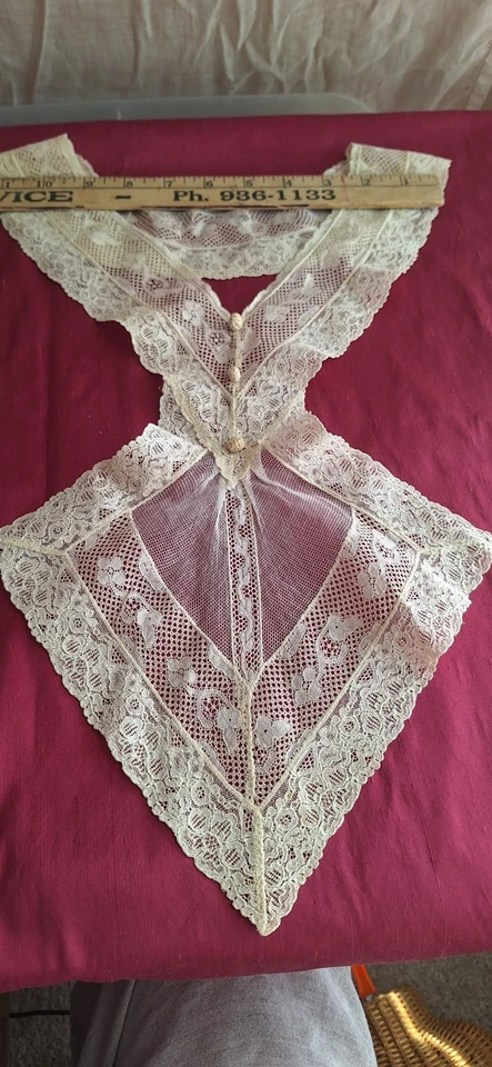 Antiguo hermoso collar de encaje victoriano hecho a mano perfecto Foto 3 de 4