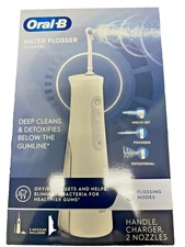 Oral-B Water Flosser Advanced Portable Oral Irrigator Handle Rechargeable - New