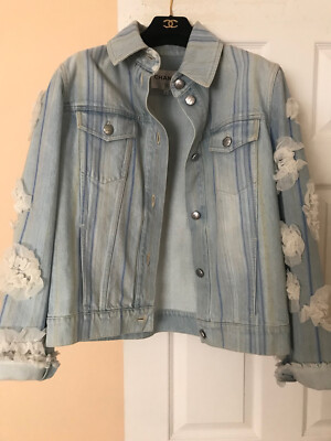 18P CHANEL ジャケット Chanel Denim Jacket 18P FR 40 US 8 CC Buttons Light Blue
