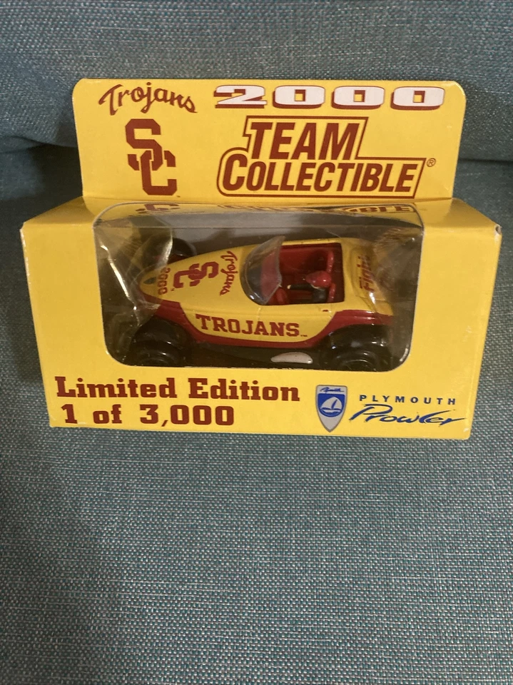 Trojans Plymouth Prowler 2000 USC/Rosa Blanca Coleccionables. Foto 3 de 4
