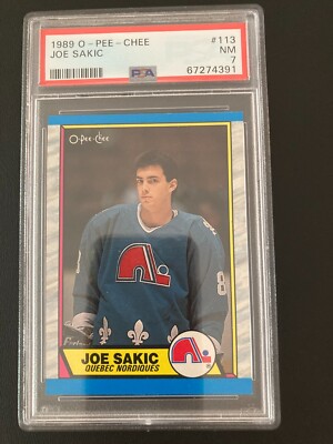 1989-90 O-Pee-Chee 113 Joe Sakic Rookie RC gegradet PSA 7 Near Mint