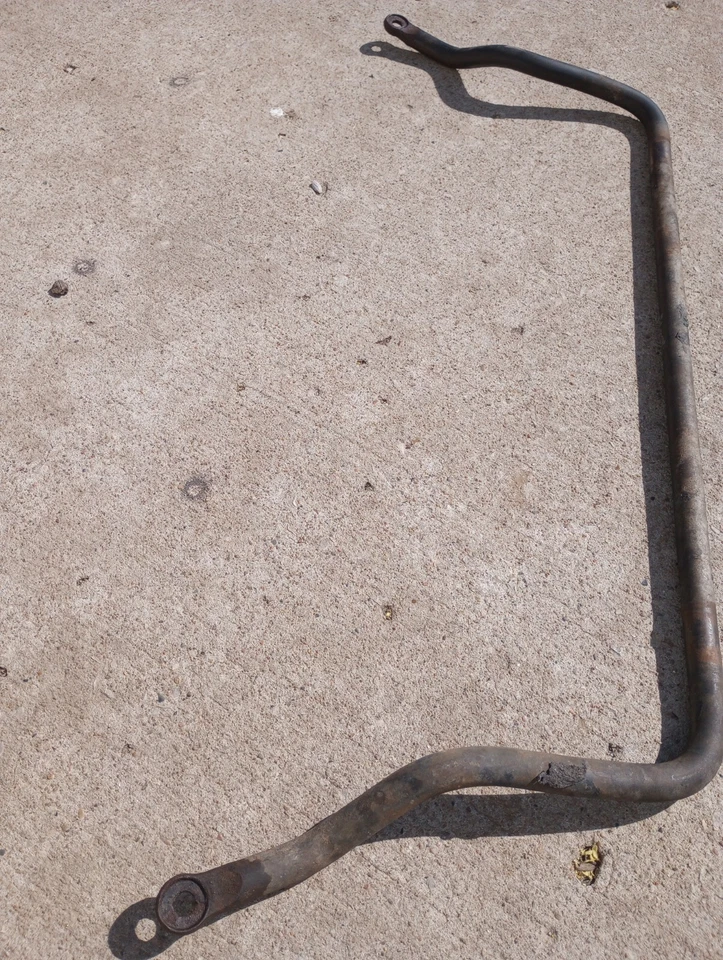 Mitsubishi Montero Dodge Raider 1983-1991 Sway Bar - Image 3 of 3