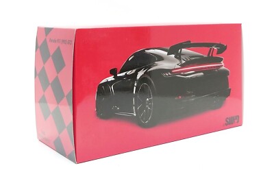 Minichamps 1:18 Porsche 911 GT3 (992) in Guards Red / Silver