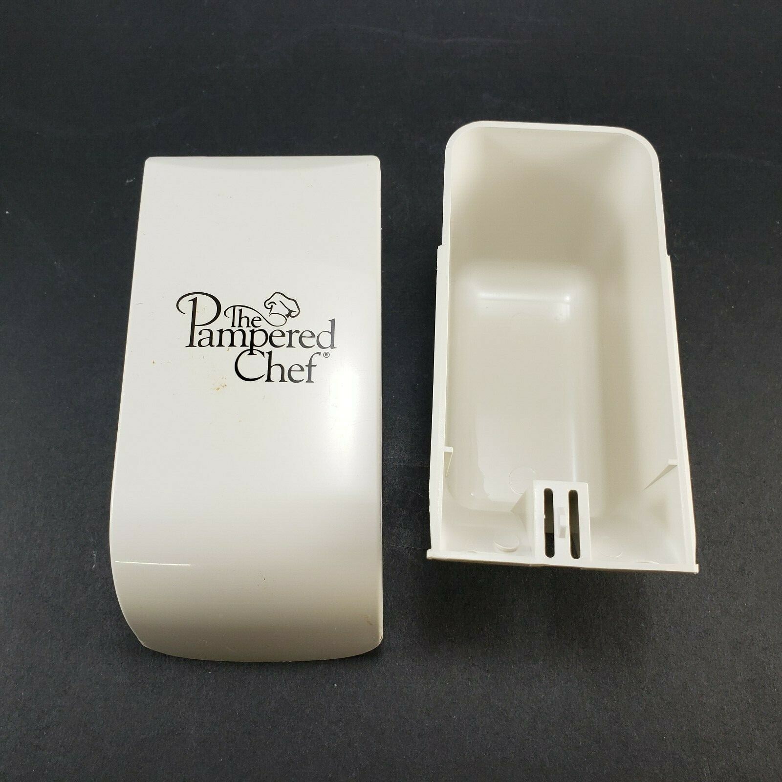 Pampered Chef Sliding Measuring ¼ - 1 Cup Adjustable Baking Cooking Mixing