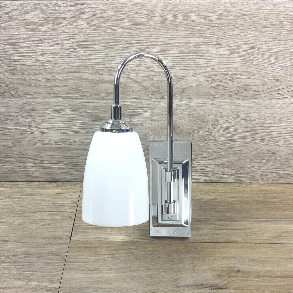 Westek battery sale operated wall sconce