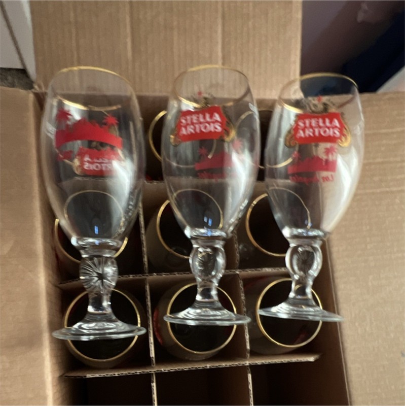 Stella Artois Los Angeles Chalice Beer Glasses 40cl Gold Rim Boxed Set