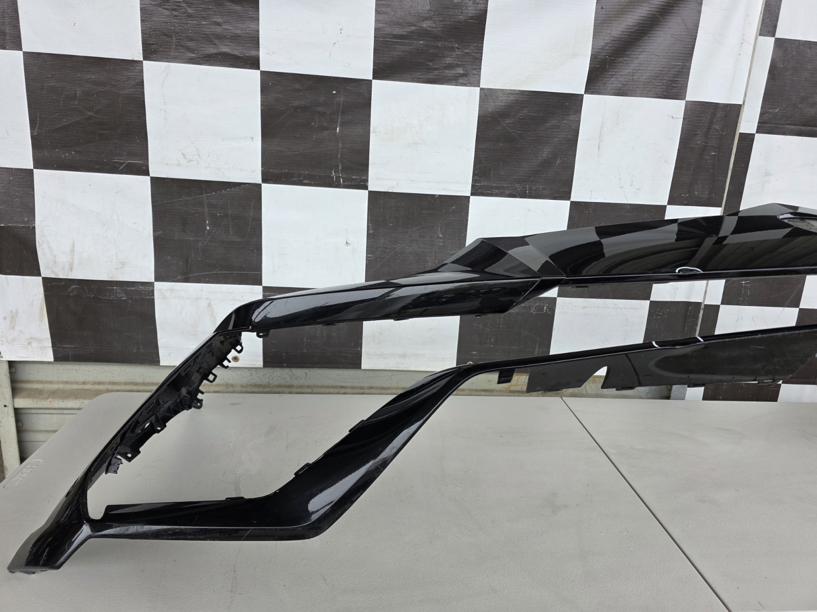 2019 2020 2021 2022 2023 2024 Lamborghini Urus Front Bumper Used Oem 4ML807437