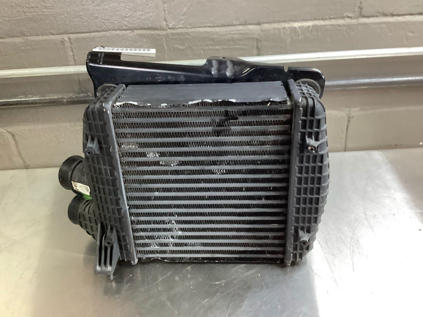 2017 - 2020 MASERATI LEVANTE 3.0L AWD Left Turbocharger Intercooler Oem