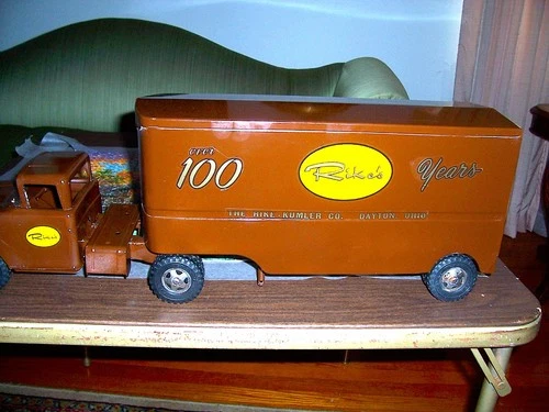 vintage pressed steel tonka toy trucks 1962---1963