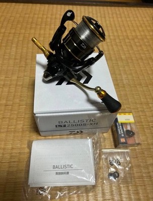 Daiwa 19 BallistIC LT2500S-XH with box Gomexus knob