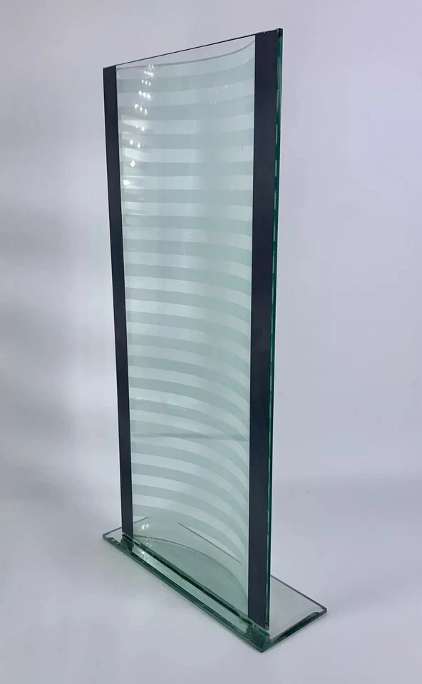 PAR de jarrones esmerilados espejados de 15 pulgadas de alto años 90, vidrio plano, diseño geométrico Miami Foto 3 de 4