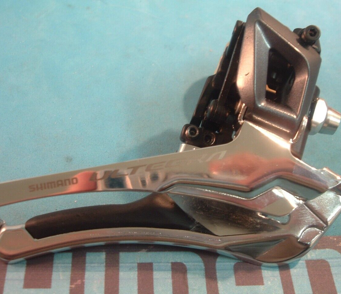 ろーでぃ　Ultegra FD RD BR-R8000 Shimano Ultegra 11-Spd FD-R8000 Front NEW / NOS Road Derailleur
