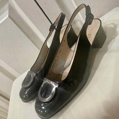 PREPPY CHIC SALVATORE FERRAGAMO LACKLEDER PUMPS MADE IN ITALY GRÖSSE 7 - Bild 9 von 19