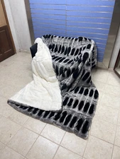 Doublesided Full Skin Rex Rabbit Chinchilla Fur Blanket With White Rex Rabbit