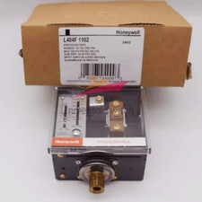 1PC NEW Honeywell L404F1102 pressure switch Fast delivery