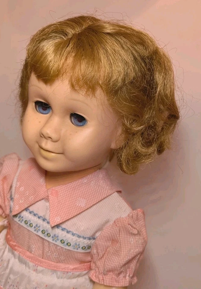 Muñeca Cathy charladora Mattel años 60 ojos azules cabello rubio fresa, tirar de la cuerda muda Foto 3 de 4