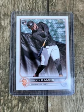 2022 TOPPS UPDATE HELIOT RAMOS RC #US154 IMAGE VARIATION SP GIANTS RC