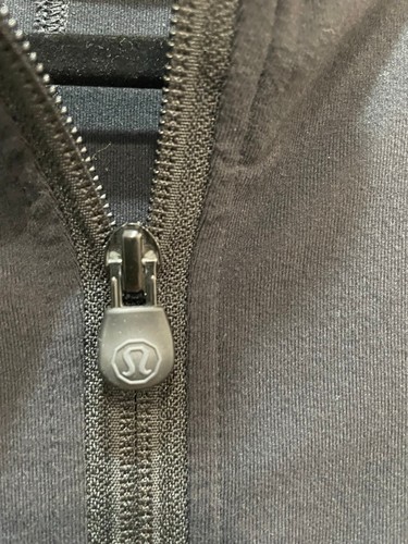 Chaqueta de rendimiento Lululemon para hombre talla XL negra elástica atlética correr al aire libre - Imagen 2 de 7