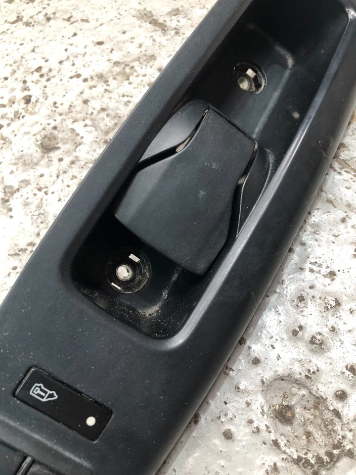 Vauxhall Combo D Mk3 Window Switch 735484917 Front OS Right Side 2013 s66 - Image 3 of 4