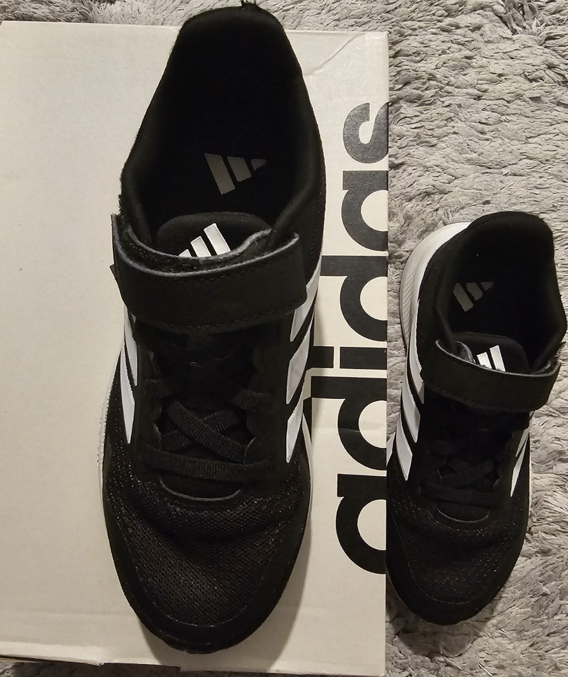 Black White Hook & Loop Low Top