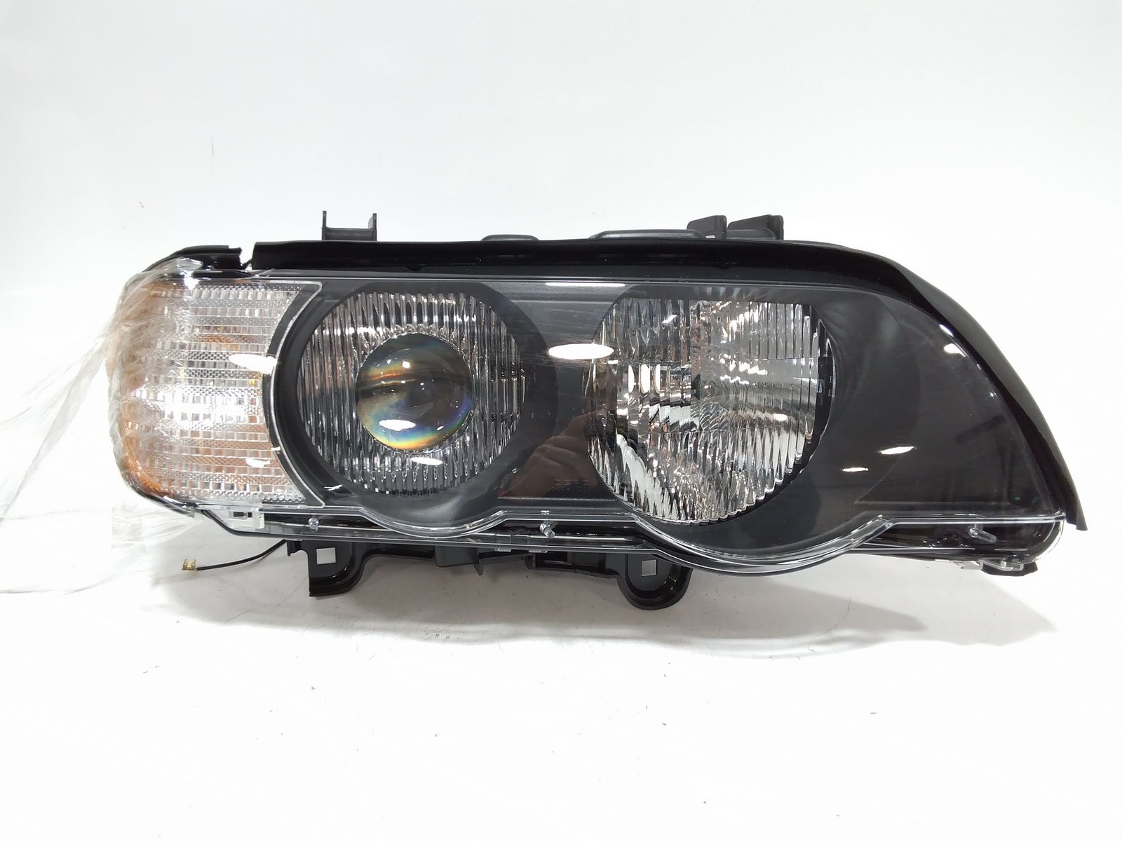 Phare droit Bmw X5 E53 remplacement pour contrôle technique phare jauni