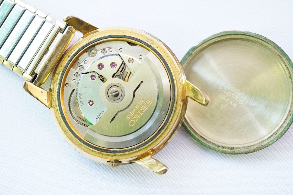 Vintage Seiko Matic Slim Date 30 Jewels Diashock Gold filled Japan