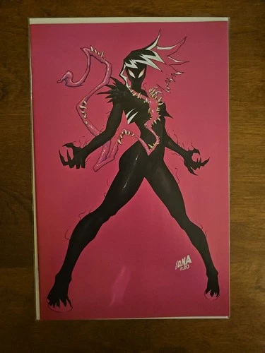 KING IN BLACK GWENOM vs CARNAGE #1 VIRGIN VARIANT (NJP1)
