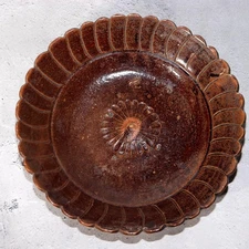 Japanese Antique Mino Ware large Plate Chrysanthemum Design Early Edo PCP268