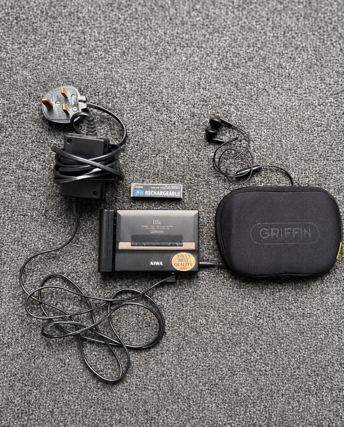 AIWA HS-P505 Cassette Player/Walkman – Fully Working on Mains Power – Vintage