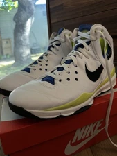 nike huarche 08 bball sprite