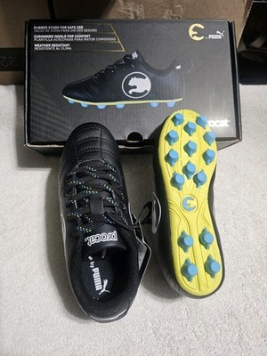 PUMA ProCat Speed Force Youth Soccer Cleats US Size 4. NEW In Box Black White
