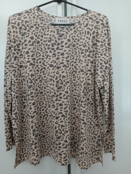 Freez Women's Long Sleeve stretch T shirt Size L