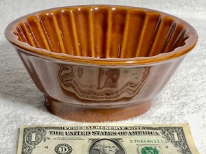 Vintage Medium Brown Ceramic Pineapple Food Jello Mold Hanging Holes Detailed EX