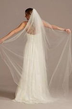 NEW WITH TAG David\'s Bridal One Tier Mid Veil Lace One Tier Mid Veil with Beaded Design | David main image 4