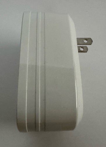 SerComm Wireless PoE Adapter RP131 - Picture 2 of 7