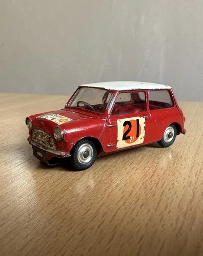 VINTAGE CORGI TOYS 333 AUSTIN MINI COOPER S SUN RAC RALLY ISSUED 1966